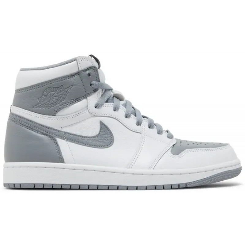 Air Jordan 1 Retro High OG Stealth