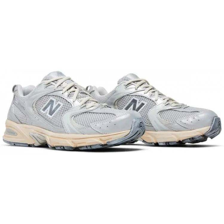 New Balance 530 Vintage Silver Metallic