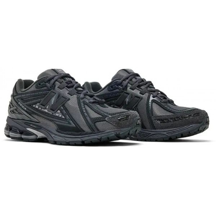New Balance 1906R Greyscale