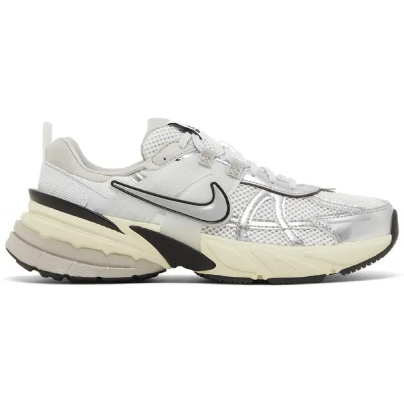 Nike V2K Run Summit White Metallic Silver (W)