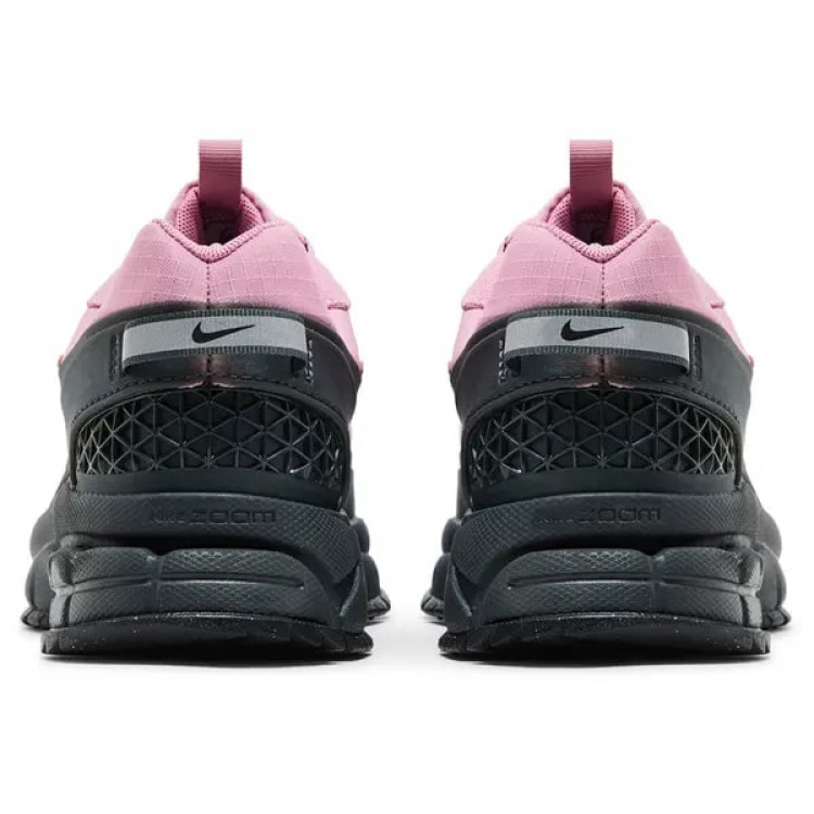 Nike Zoom Vomero Roam 'Elemental Pink Anthracite' (W)