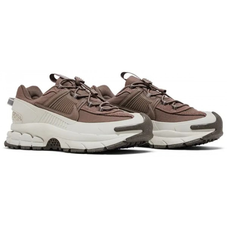 Nike Zoom Vomero Roam 'Light Bone Mink Brown' (W)