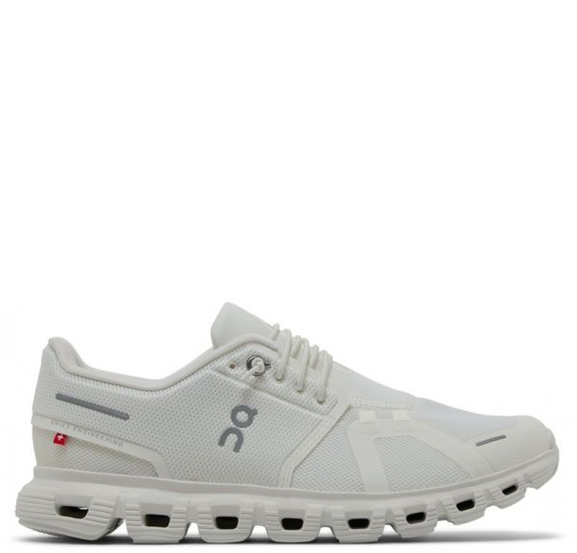 On Running Cloud 6 All White (W)