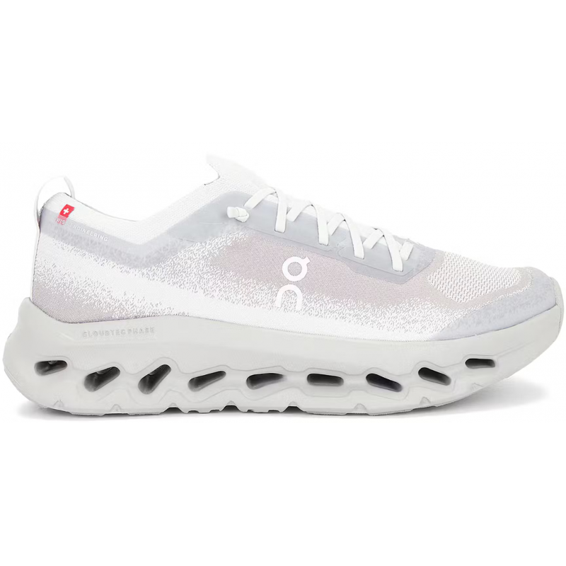 On Running Cloudtilt Moon Zendaya Glacier Alloy